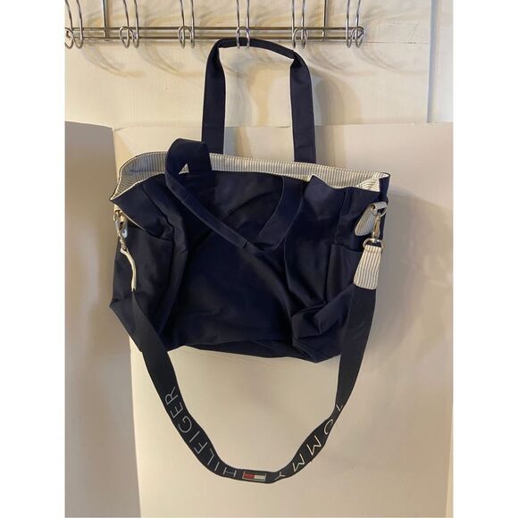 Tommy Hilfiger laptop bag - Picture 3 of 9